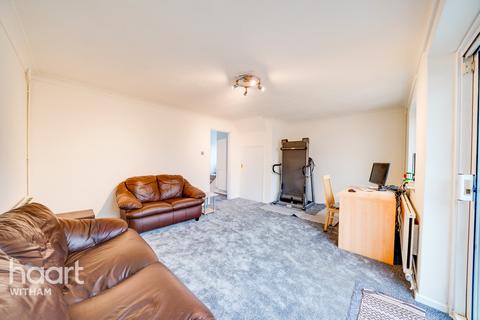 14 Abercorn Way, Witham, CM8 2UF