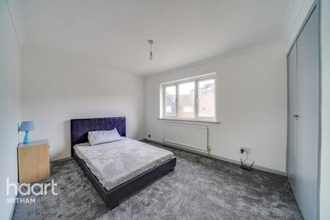 14 Abercorn Way, Witham, CM8 2UF
