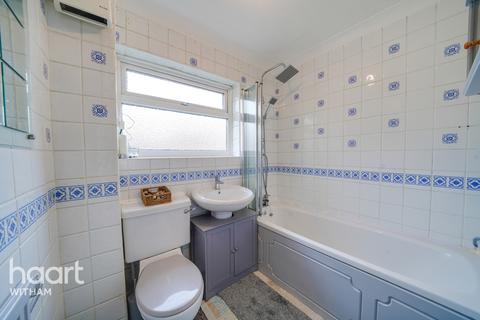 14 Abercorn Way, Witham, CM8 2UF