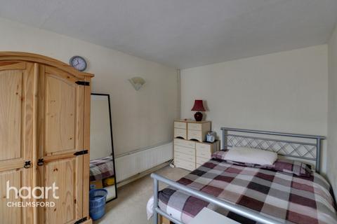 68 Goshawk Drive, Chelmsford, CM2 8XP