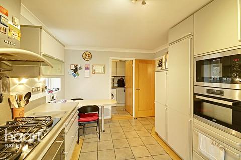 11 Chestnut Rise, Bar Hill, Cambridge, CB23 8TF