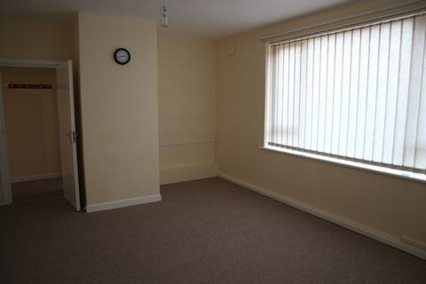1 bedroom flat to rent, Station Road, New Milton, BH25