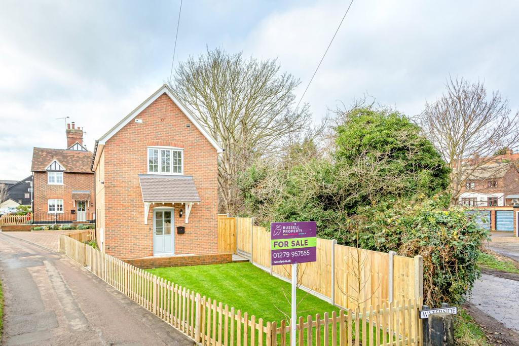 Water Lane, Stansted, CM24 2 bed detached house £415,000