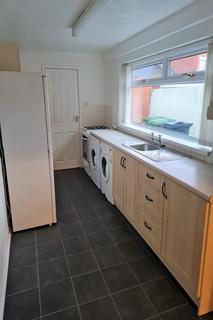 2 bedroom cottage to rent, Exeter Street, Pallion