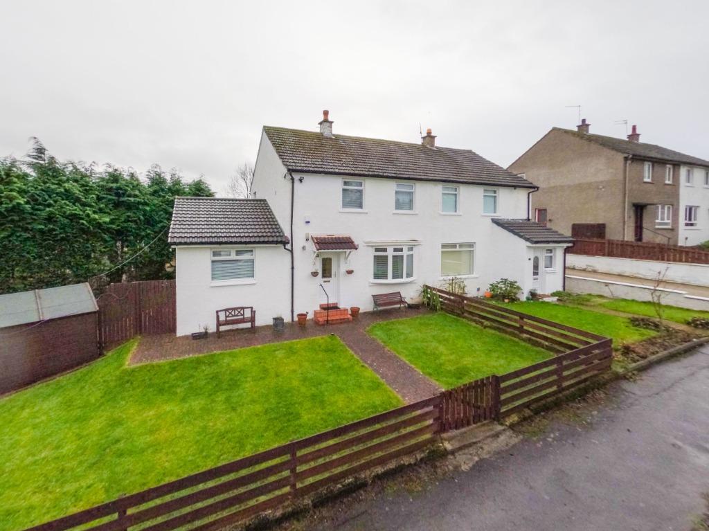 Oliphant Crescent, Busby, Glasgow, G76 8PU 3 bed semidetached house