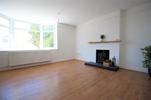 2 bedroom apartment for sale - Lynton Road, Bordon