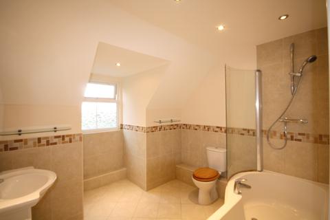 2 bedroom apartment to rent, Waters Reach, Maidenhead, Berkshire