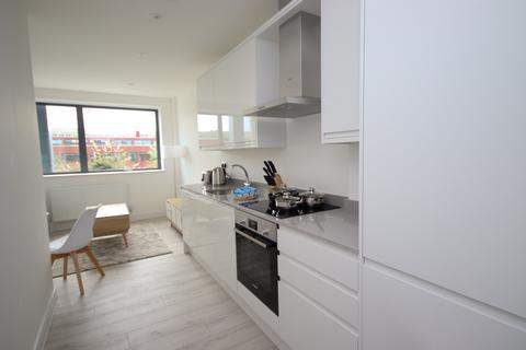 2 bedroom ground floor flat for sale - Vanwall Road, Maidenhead
