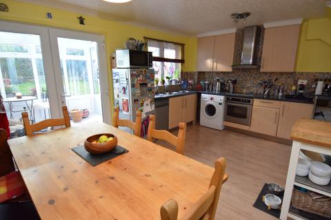 6 Burwood Close, Amesbury, Salisbury, SP4 7QH