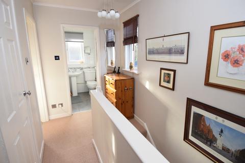 6 Burwood Close, Amesbury, Salisbury, SP4 7QH