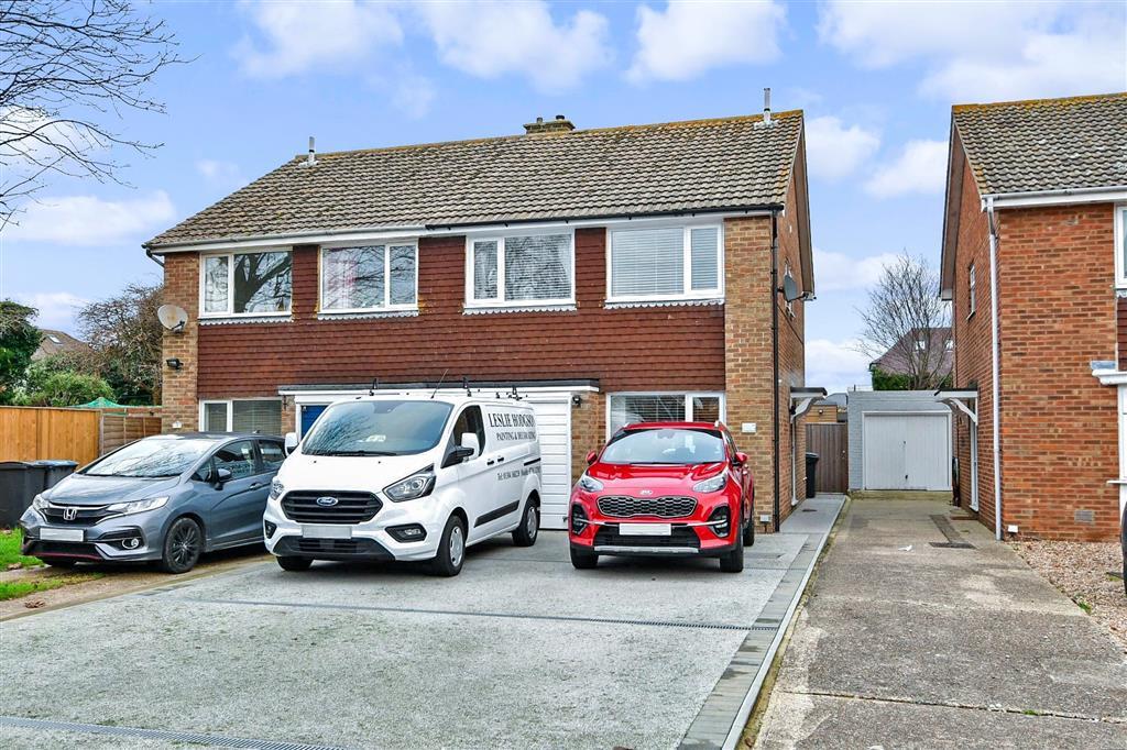 Charles Road, Deal, Kent 3 bed semidetached house £350,000