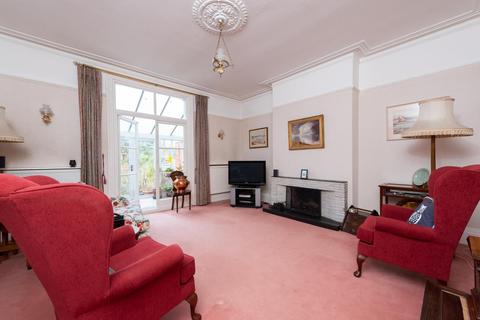 14 Thetford Road, New Malden, KT3 5DW