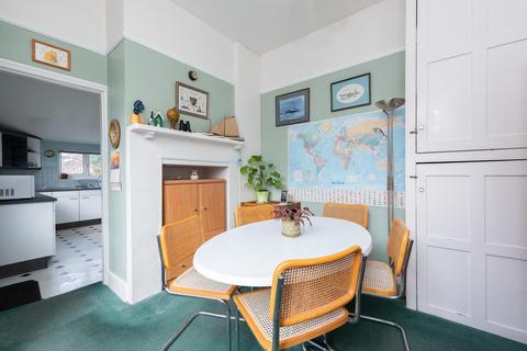 14 Thetford Road, New Malden, KT3 5DW