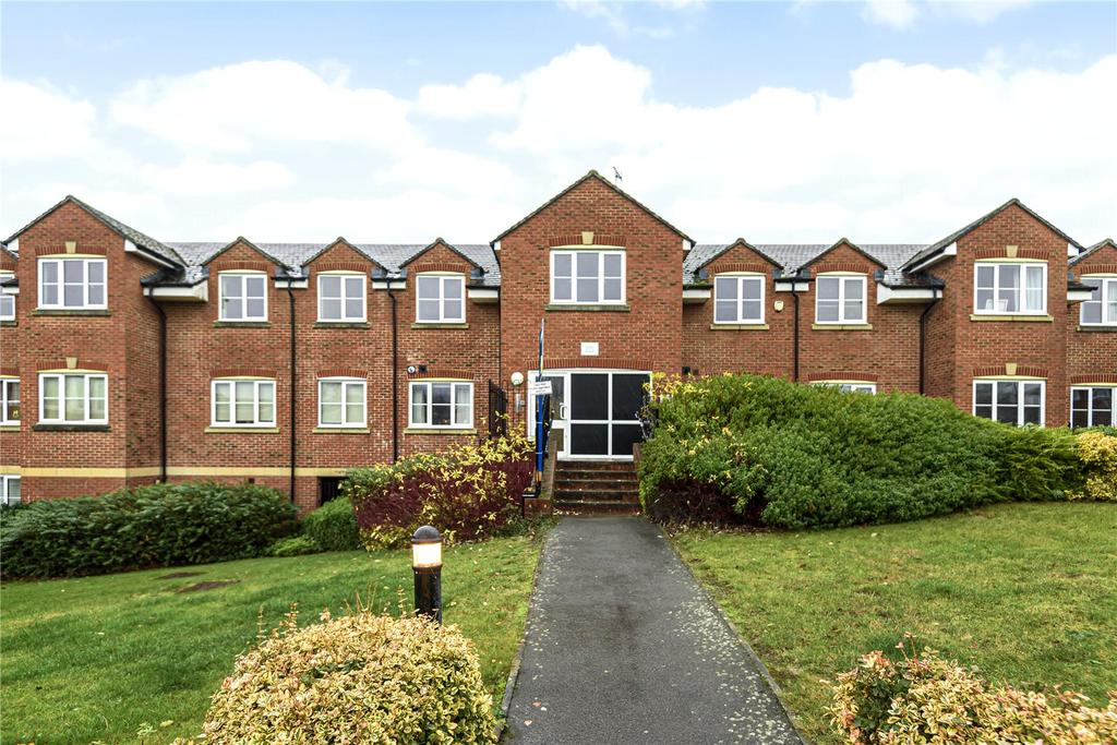 Giles House, Bells Hill Green, Stoke Poges, SL2 1 bed apartment £225,000