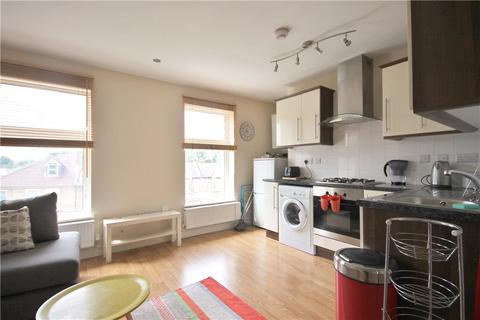8b Bensham Manor Road, Thornton Heath, CR7 7AA