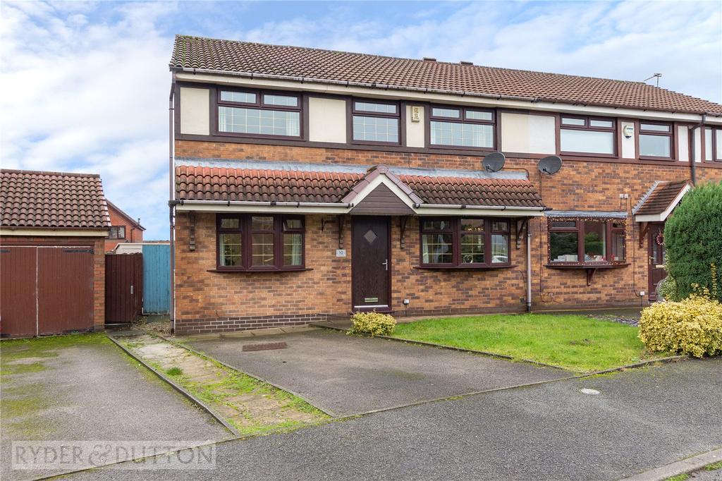Cassidy Gardens, Silver Birch... 4 bed semidetached house £295,000
