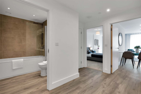 2 bedroom apartment to rent, Epsom House, Fairfield Avenue, TW18