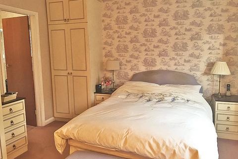135 Amersham Road, Beaconsfield, HP9 2EH