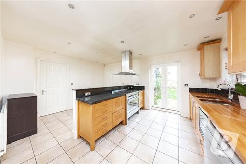 5 bedroom detached house for sale - Billers Chase, Beaulieu Park, Chelmsford, Essex, CM1