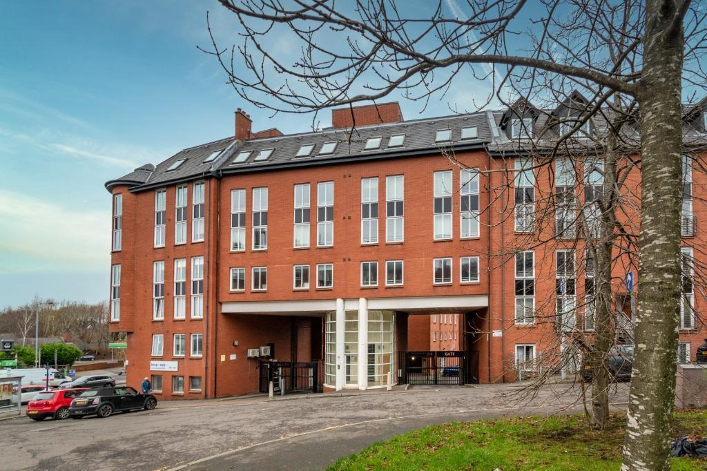 Randolph Gate, Flat 3/1, Jordanhill, Glasgow, G11 7DH 2 bed flat £175,000