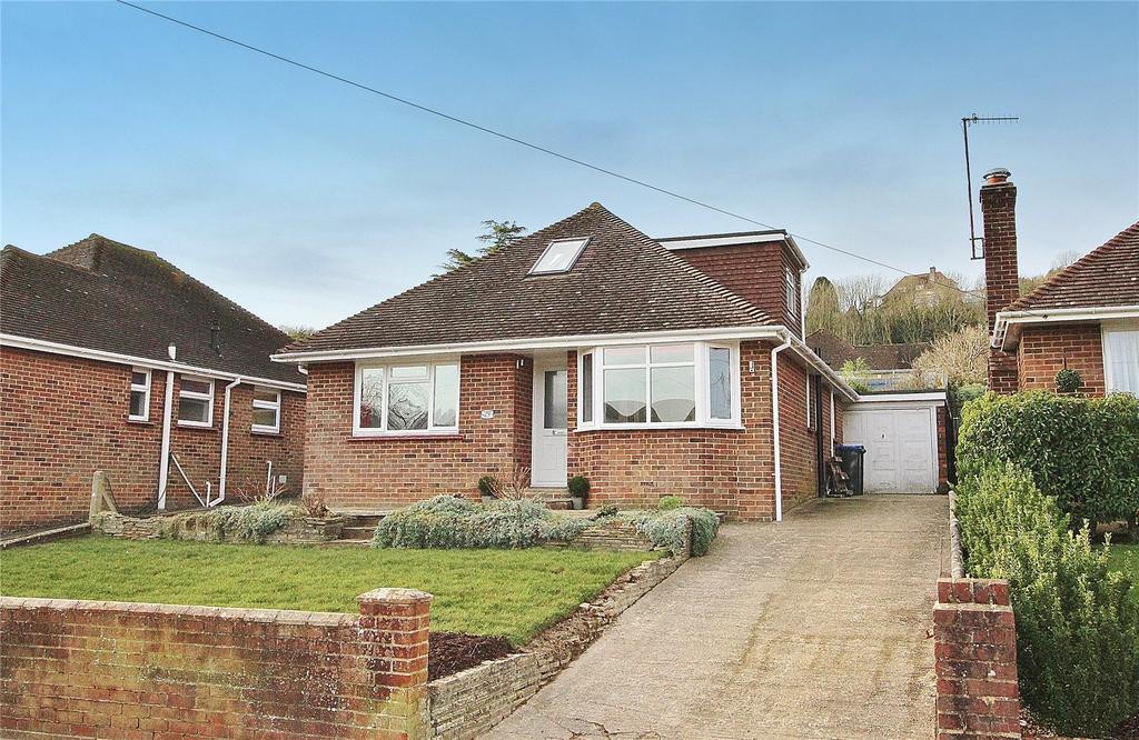 Hillview Road, Worthing, West Sussex, BN14 4 bed bungalow £575,000