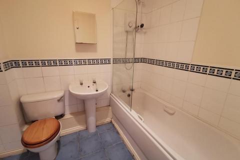 2 bedroom flat to rent, Williams Park, Benton, Newcastle upon Tyne, NE12