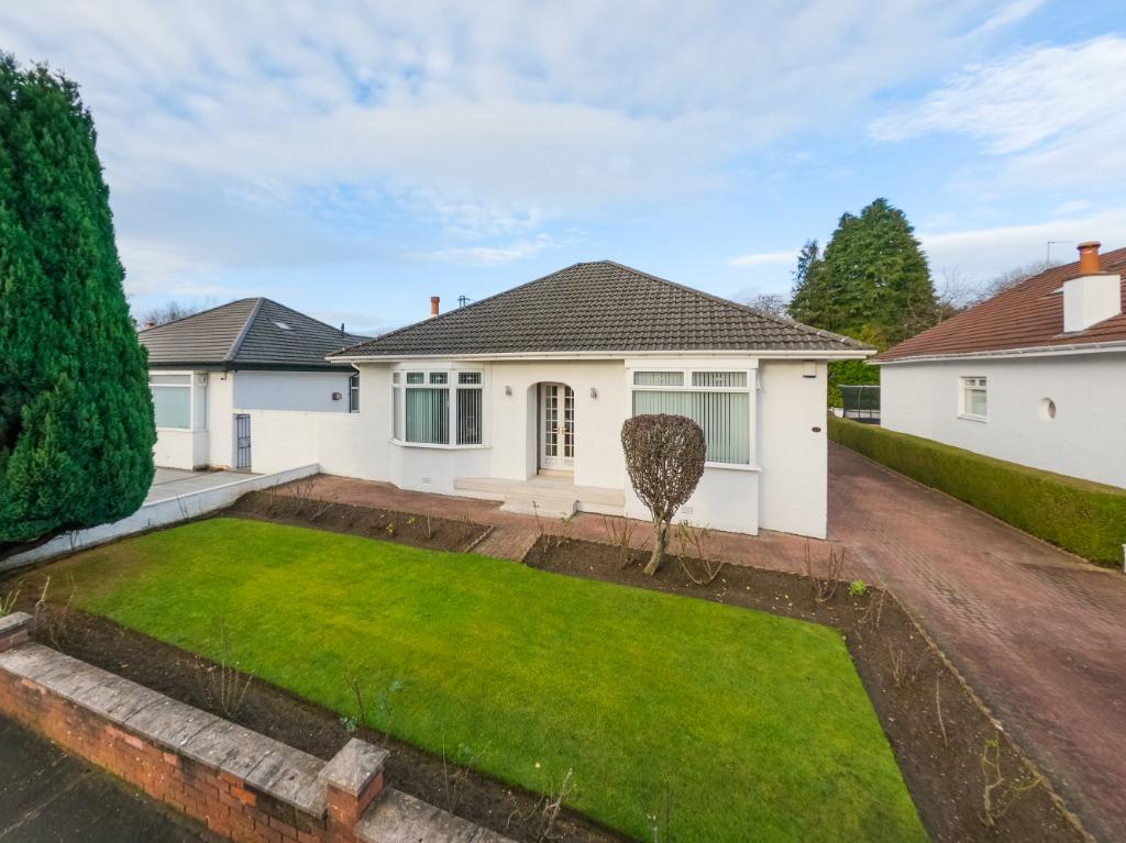 Menock Road, Kings Park, Glasgow... 3 bed bungalow £359,000