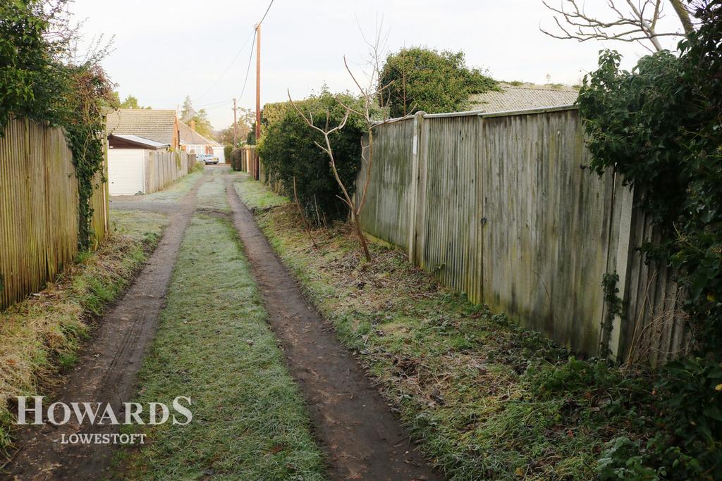 Cotmer Road, Lowestoft 3 bed property £80,000
