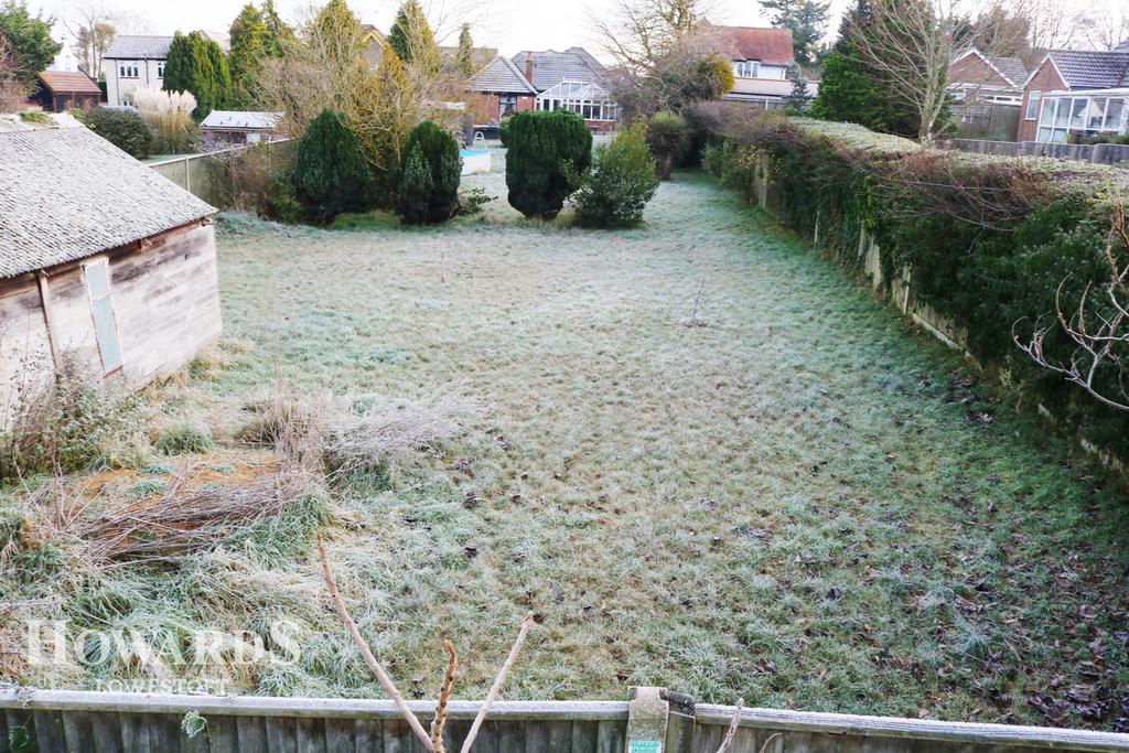 Cotmer Road, Lowestoft 3 bed property £80,000