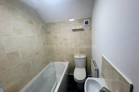 2 bedroom terraced house to rent, Naam Place, Lincoln