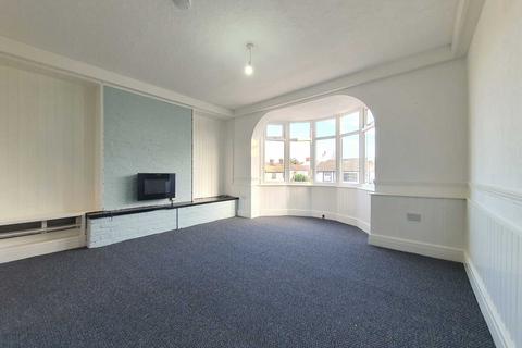 2 bedroom flat to rent, Whitegate Drive, Blackpool