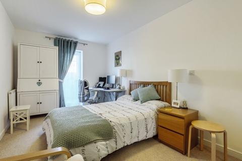 2 bedroom apartment to rent - Kingston Road Raynes Park SW20
