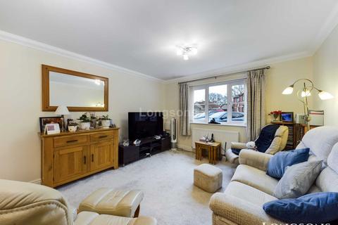 4 Maple Drive, Necton, Swaffham, PE37 8GA