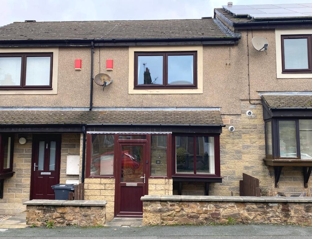 Rosebery Avenue, Lancaster, LA1 3 bed terraced house £170,000
