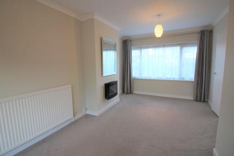 3 bedroom end of terrace house to rent, Muswell Close, Solihull, B91