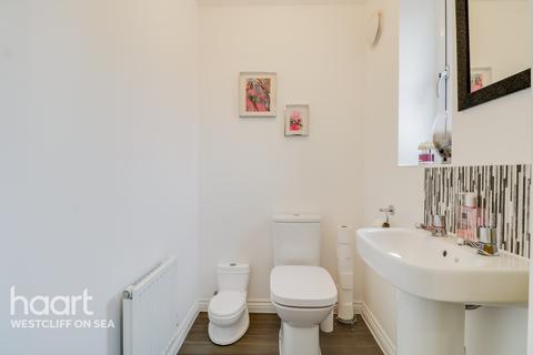 16 Brick Road, Great Wakering, Southend-on-sea, SS3 0FQ