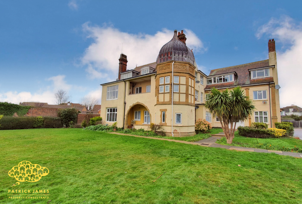 Holland House, Clacton On Sea 1 bed apartment £135,000