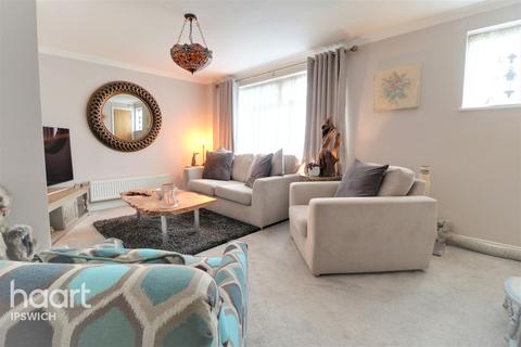 4 Aster Road, Ipswich, IP2 0NQ