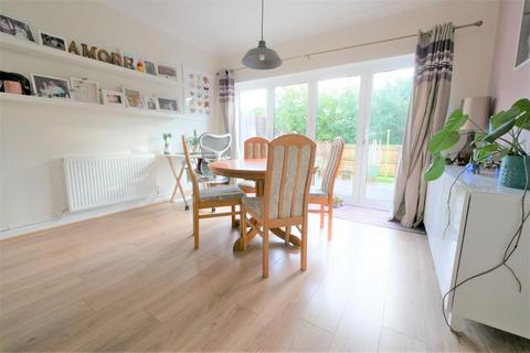 32 Briarhayes Close, Ipswich, IP2 9AZ