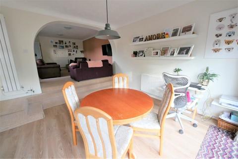 32 Briarhayes Close, Ipswich, IP2 9AZ