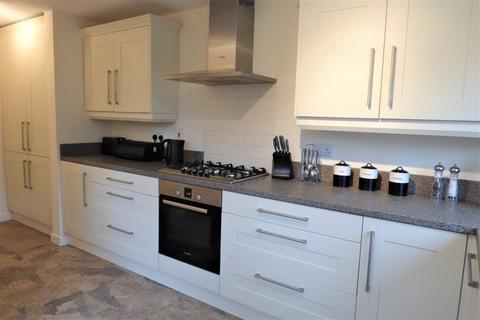 12 Masefield Close, Lichfield, WS14 9DD