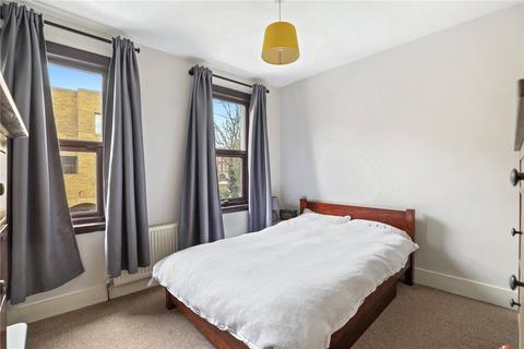 15 Worland Road, London, E15 4EY