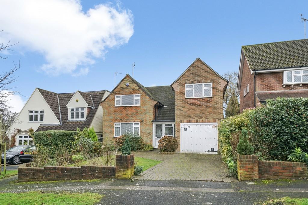 Campions, Loughton 3 bed detached house £1,050,000