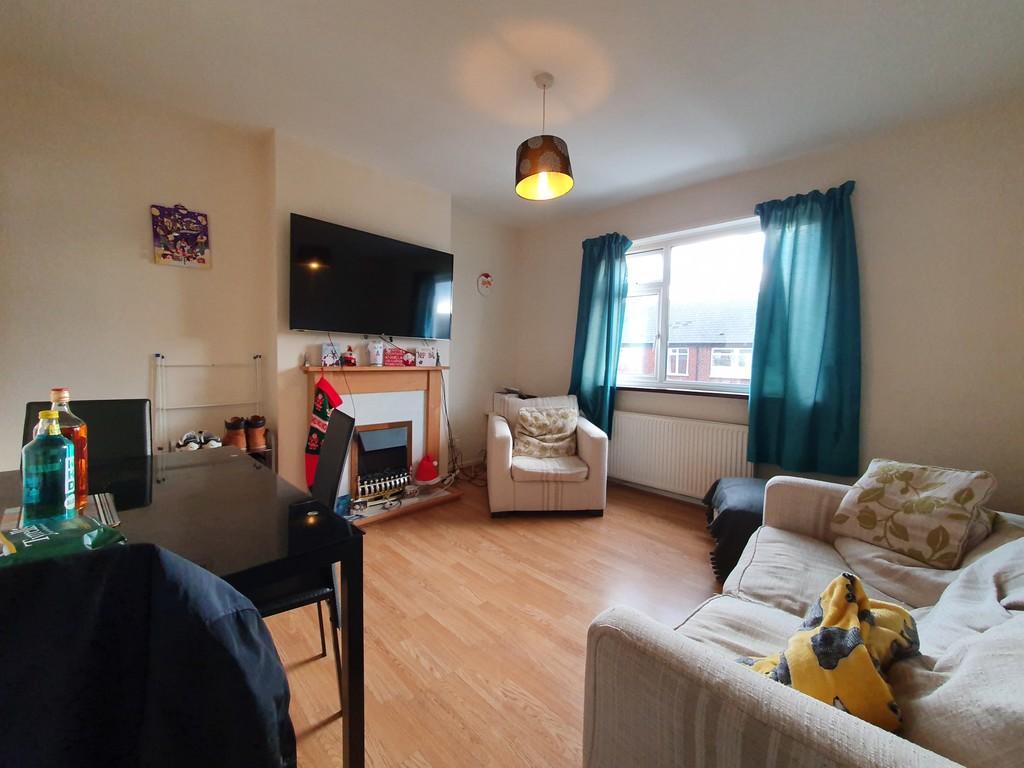 Blackberry Lane, Halesowen 1 bed flat £550 pcm (£127 pw)