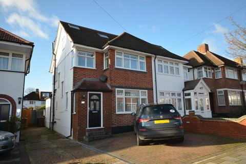 4 bedroom semi-detached house for sale - Mountbel Road, Stanmore