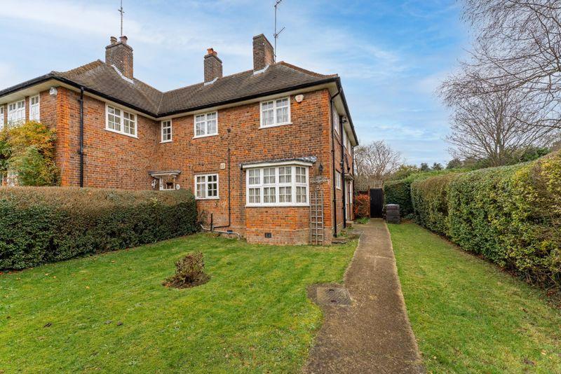 Brookland Rise, Hampstead Garden Suburb, NW11 3 bed semidetached house