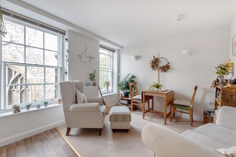 Flat 2, 60 - 61 Quarry Street, Guildford, GU1 3UA
