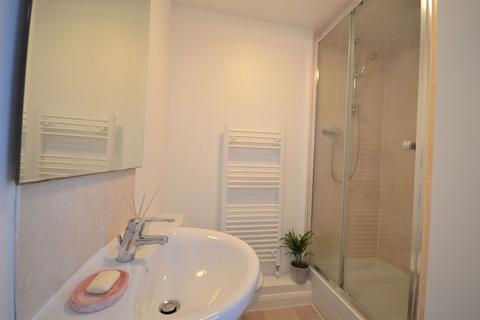 Flat 2, 60 - 61 Quarry Street, Guildford, GU1 3UA