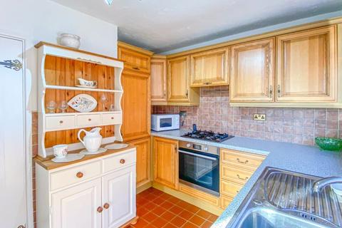 36 Cherrington Drive, Walsall, WS6 6NE