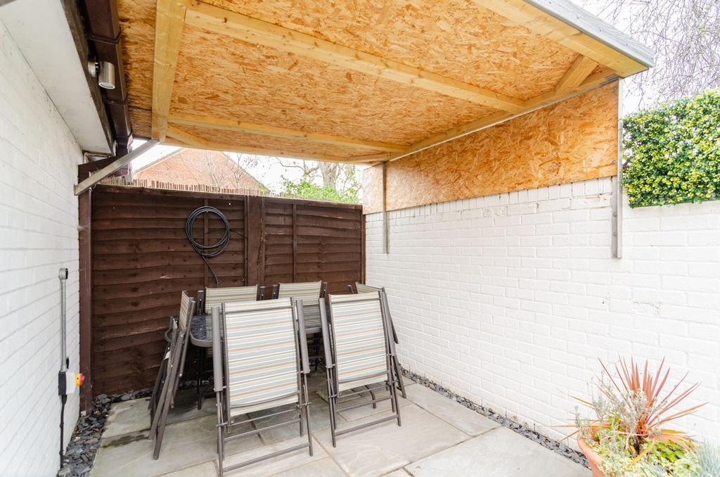 Covered Patio Area